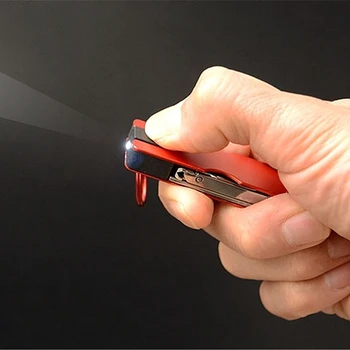 Zunanji Večfunkcijsko Mini Keychain Nož LED Lučka za Nohte Clipper Earpick Škarje Tweezer Žep EOS Orodja Multi Pohodništvo Prestav